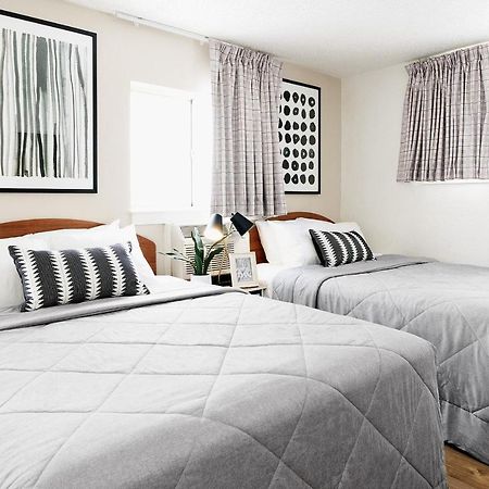 Intown Suites Extended Stay Select Houston Tx - Brookhollow Bagian luar foto