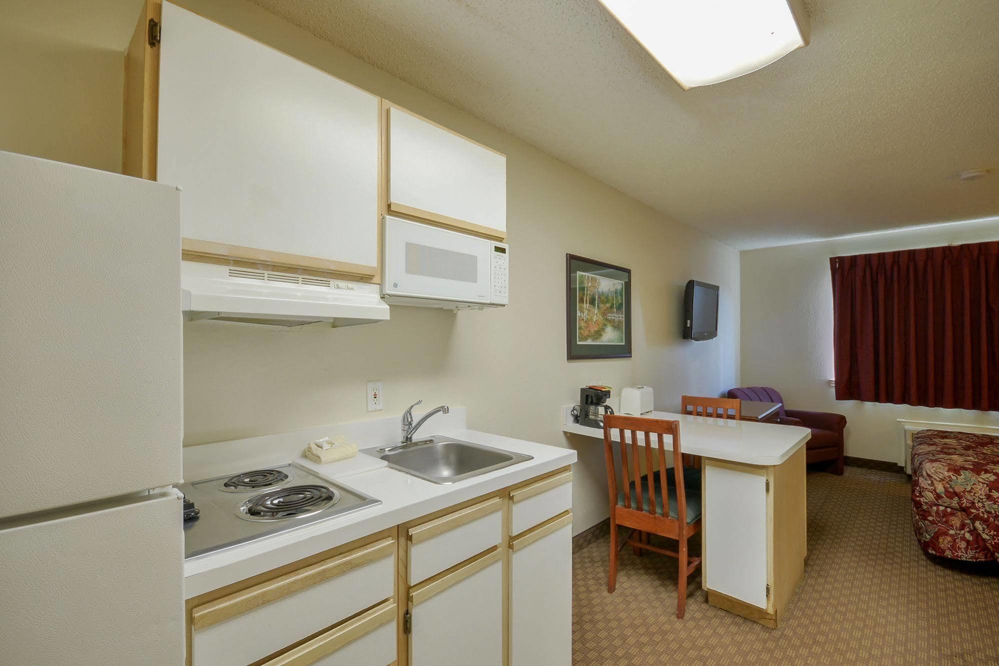Intown Suites Extended Stay Select Houston Tx - Brookhollow Bagian luar foto